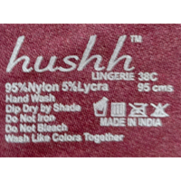 Tagless pad printing on lingerie 